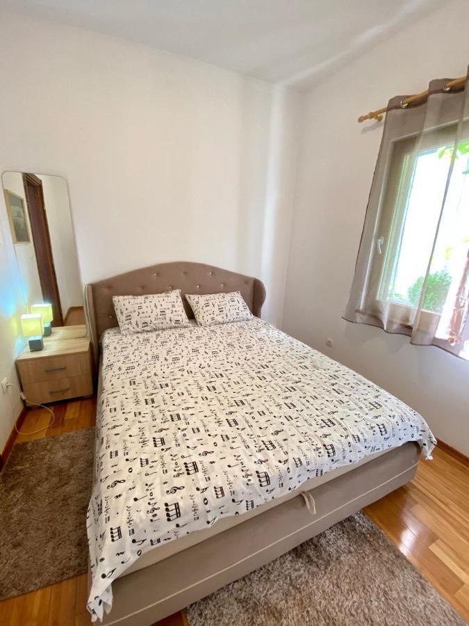 ריסאן Roman Garden Apartment מראה חיצוני תמונה