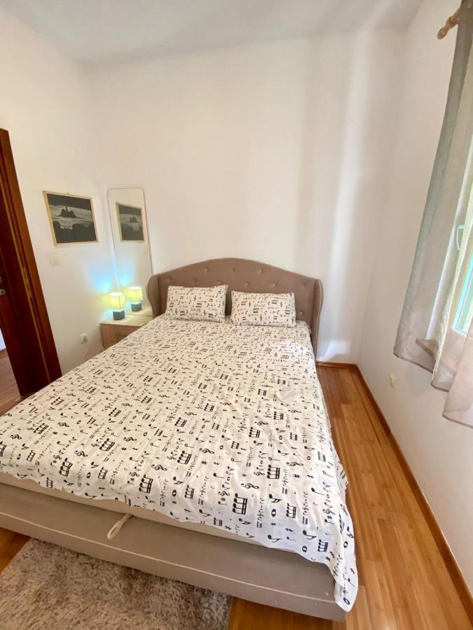 ריסאן Roman Garden Apartment מראה חיצוני תמונה